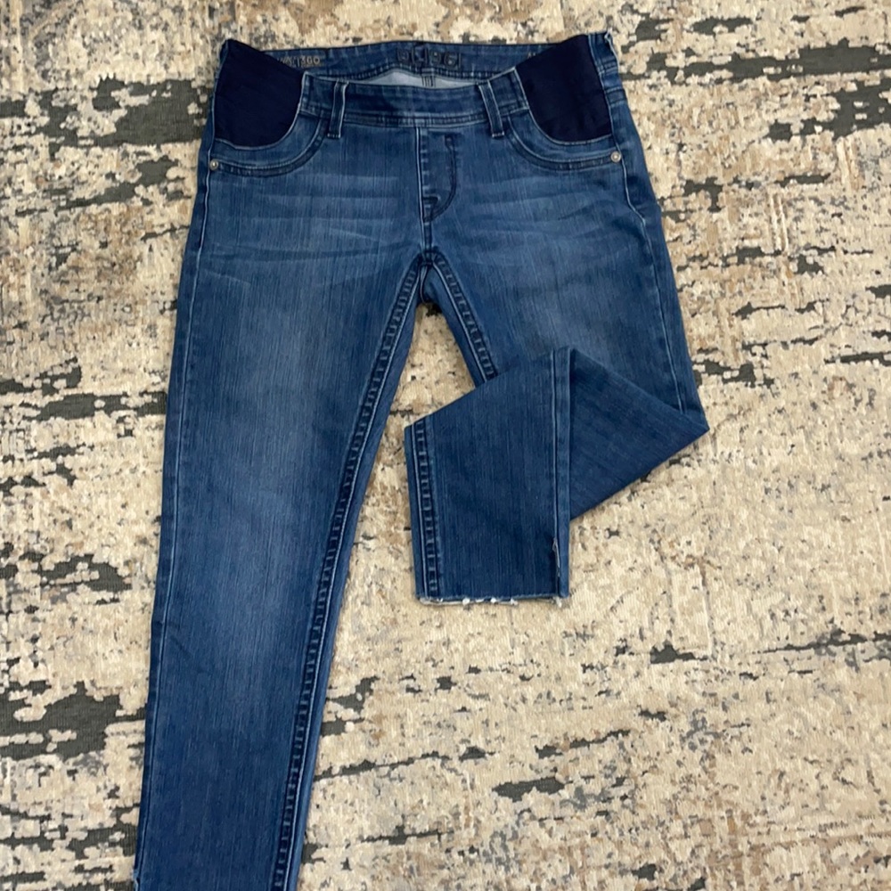 DL 1961 Maternity Jeans